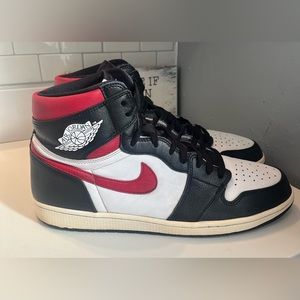 Nike Air Jordan 1 Retro High OG Gym Red Size 15